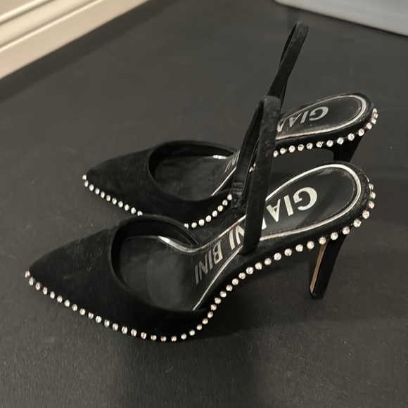 Black suede Gianni Bini sling back heels - Picture 3 of 3